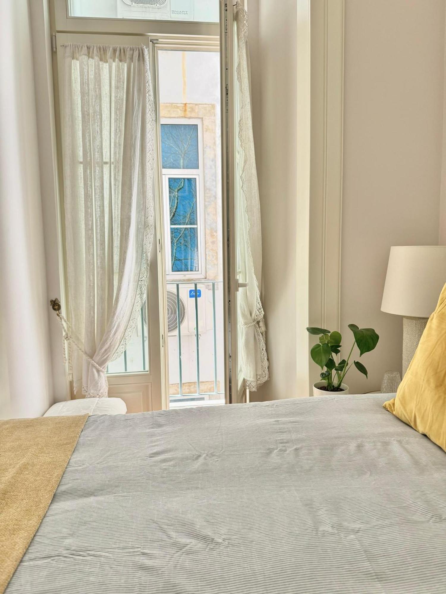 Quiet Luxury On Rua Augusta Homestay Lisbon